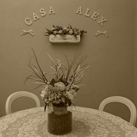 Casa Alex Apartment Кашина Екстериор снимка